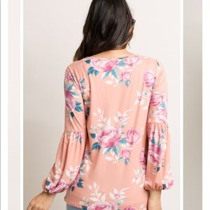Pinkblush Tops - Pinkblush Peach Floral Puff Sleeve Top Pinkblush Tops - Pinkblush Peach Floral Puff Sleeve Top